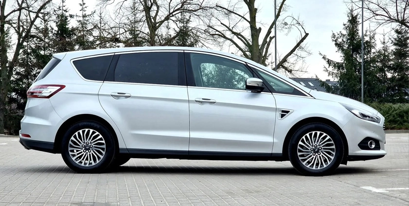 Ford S-Max cena 64900 przebieg: 221000, rok produkcji 2019 z Iława małe 407